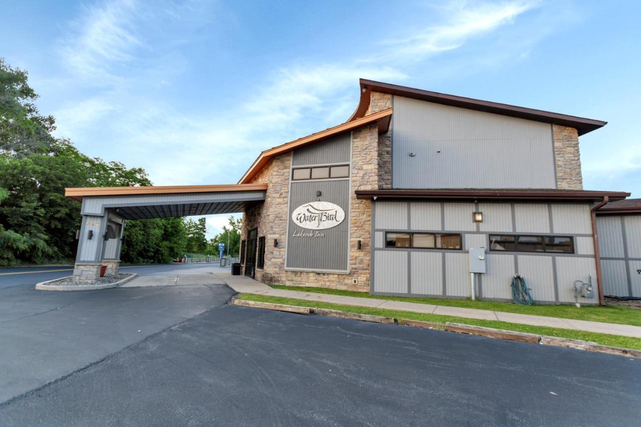 Waterbird Lakeside Inn Chesterton Exterior foto